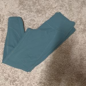 Athleta Salutation 7/8 Legging